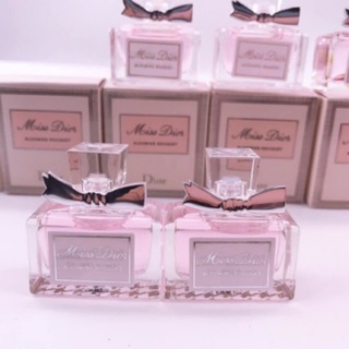 Nước hoa mini miss dior blooming bouquet