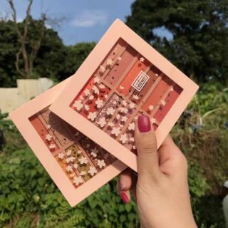 Bảng mắt TuTu Sakura Eyeshadow Flower