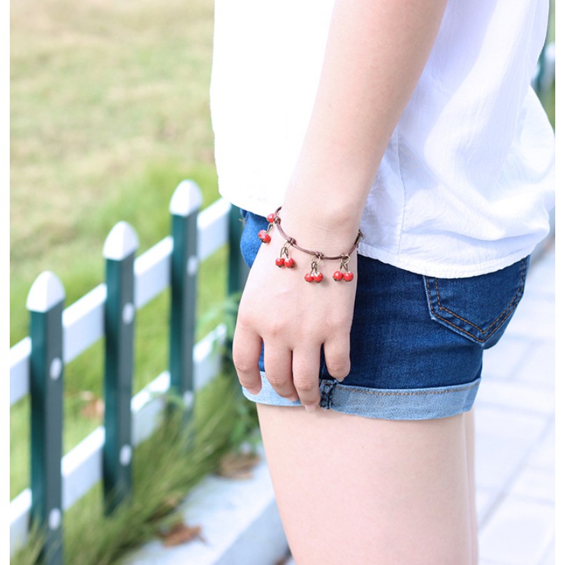 Vòng tay chùm cherry đáng yêu