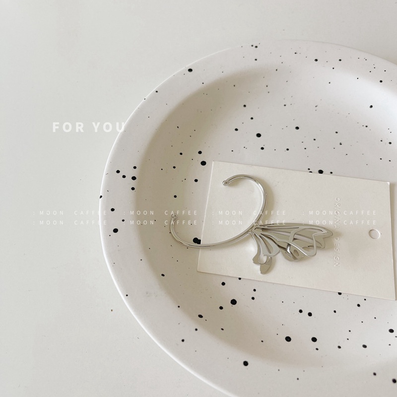 Bông tai hình bướm thông minh không cần xỏ lỗ chất lượng cao