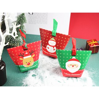 Hộp quà giáng sinh dễ thương