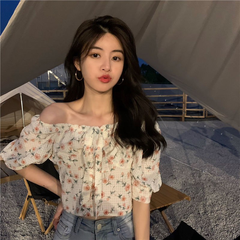 Áo Nữ Tay Ngắn Họa Tiết Hoa Thời Trang Phong Cách Hàn Quốc
