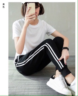 Quần jogger nữ 2 sọc