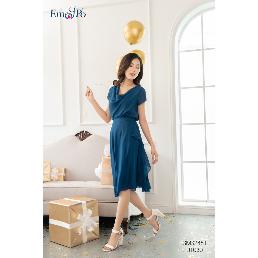 Chân váy xòe, bèo lệch dọc thân juyp Emspo J1030 (Xanh, Hồng)