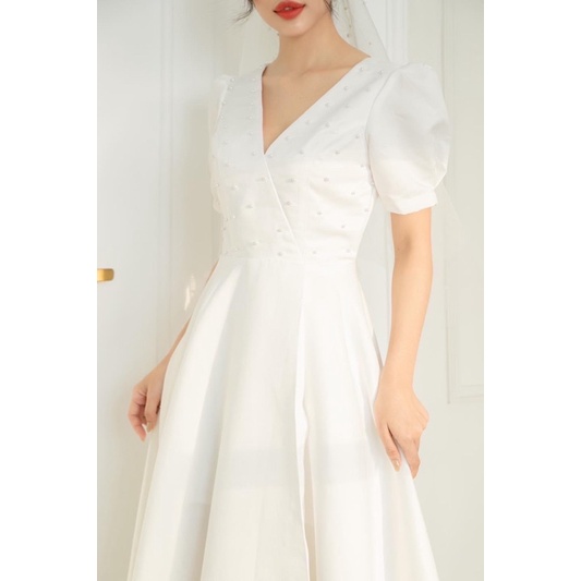 Đầm maxi cưới xẻ đùi kết hạt ngọc thân trên váy chất lụa taffeta dày đẹp TRIPBLE T DRESS - Size S/M/L -MS111Y