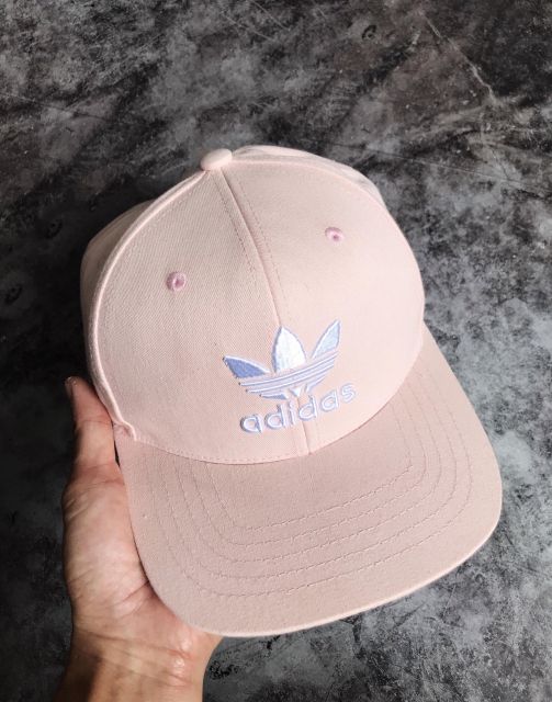 Nón Snapback hồng