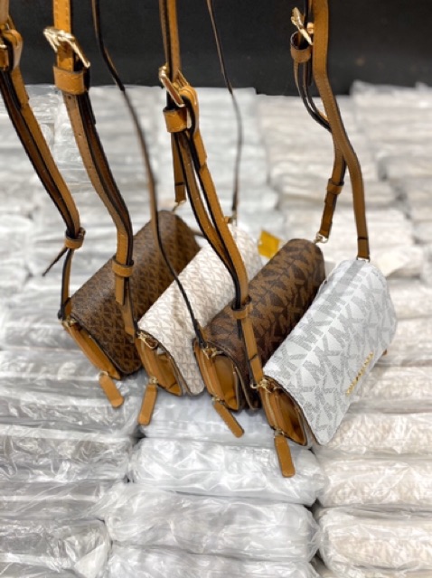 TÚI CLUTCH MICHAEL KORS MINI NẮP GẬP