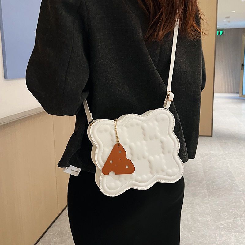 Túi Đeo Chéo Hình Vuông Nhỏ Xinh Thời Trang Mùa Thu 2022 Cho Bạn Gái