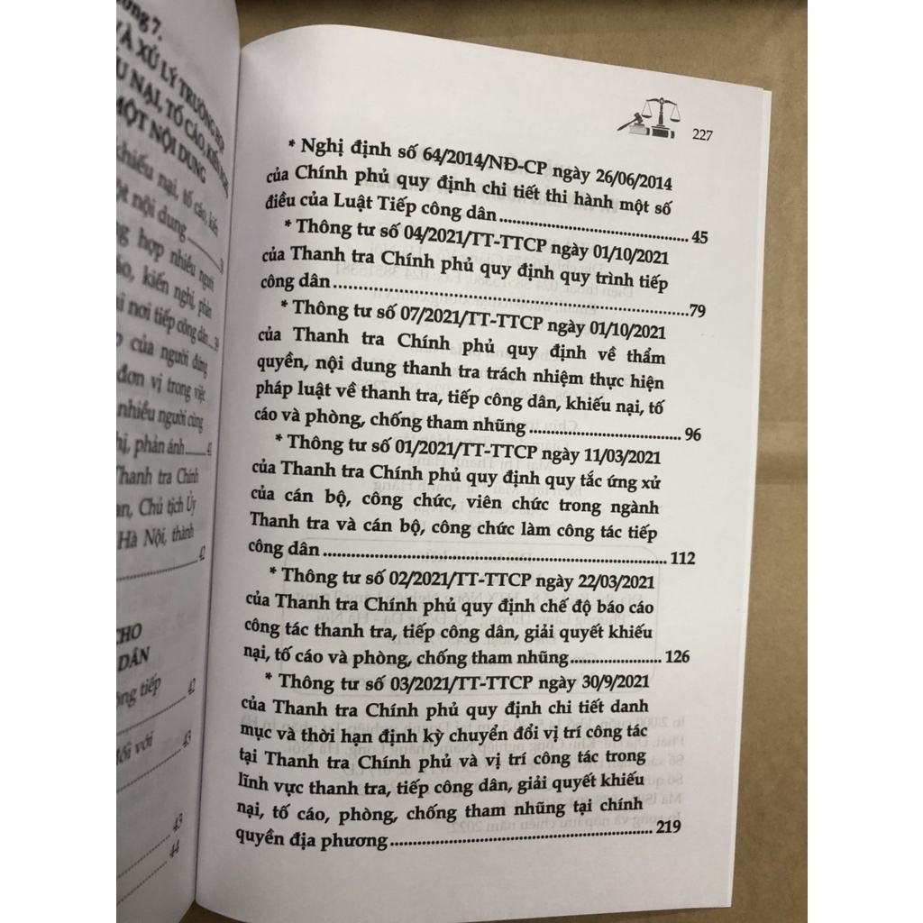 Sách Luật tiếp công dân và Văn bản hướng dẫn thi hành
