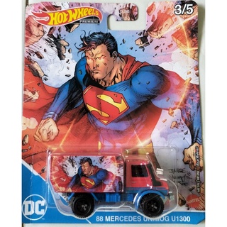 Xe mô hình hotwheels DC:88 Mercedes unimog U1300