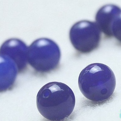 2 viên đá tự nhien size 8mm màu xanh biển