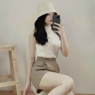 Set 2 Món: Áo Cổ Yếm & Quần Short