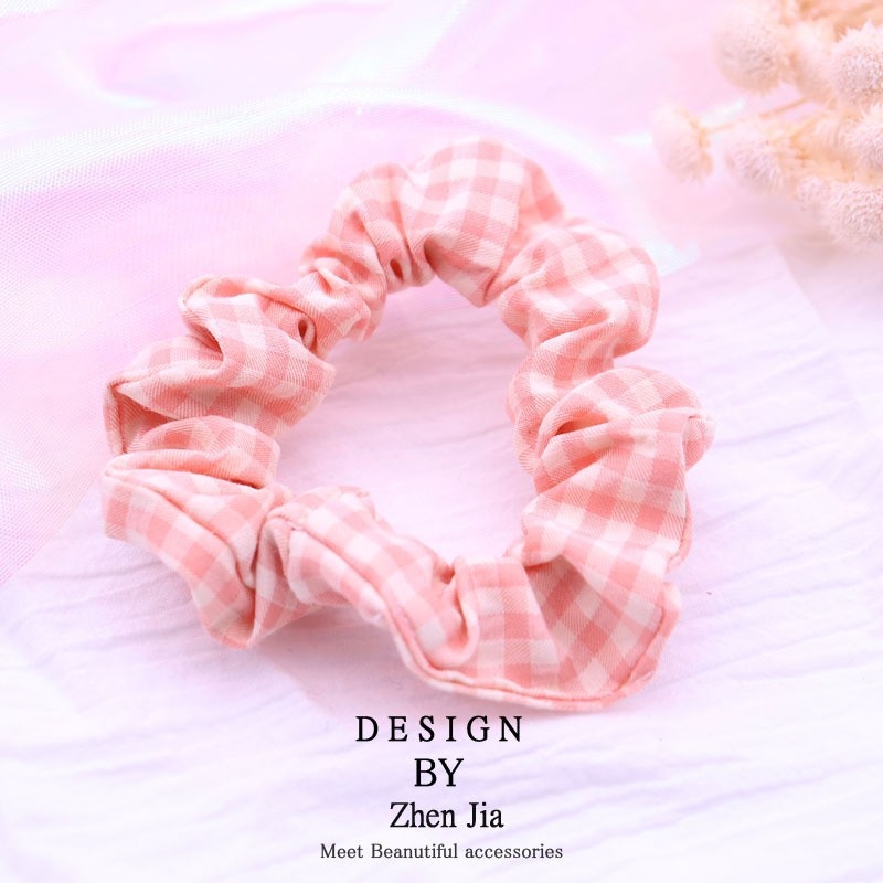 Scrunchies chun cột tóc hoạ tiết kẻ caro 2021