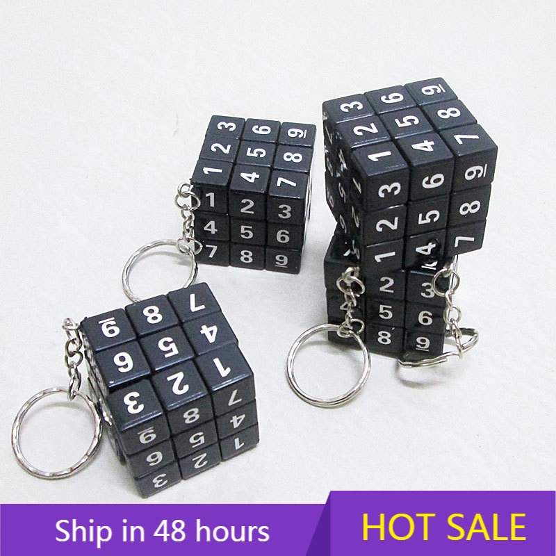 Móc Khóa Hình Khối Cube Kích Thước 3.5cm Màu Đen