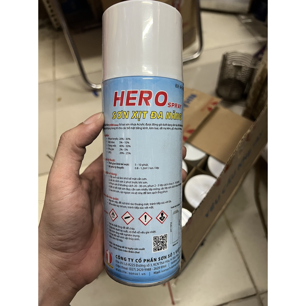 Sơn xịt đa năng Hero - sơn được trên nhiều chất liệu như: gỗ, kim loại, kính, bê tông,... (400ml)