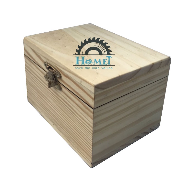 HỘP ĐỰNG QUÀ BẰNG GỖ THÔNG - LÓT NHUNG  ĐỎ BÊN TRONG HỘP