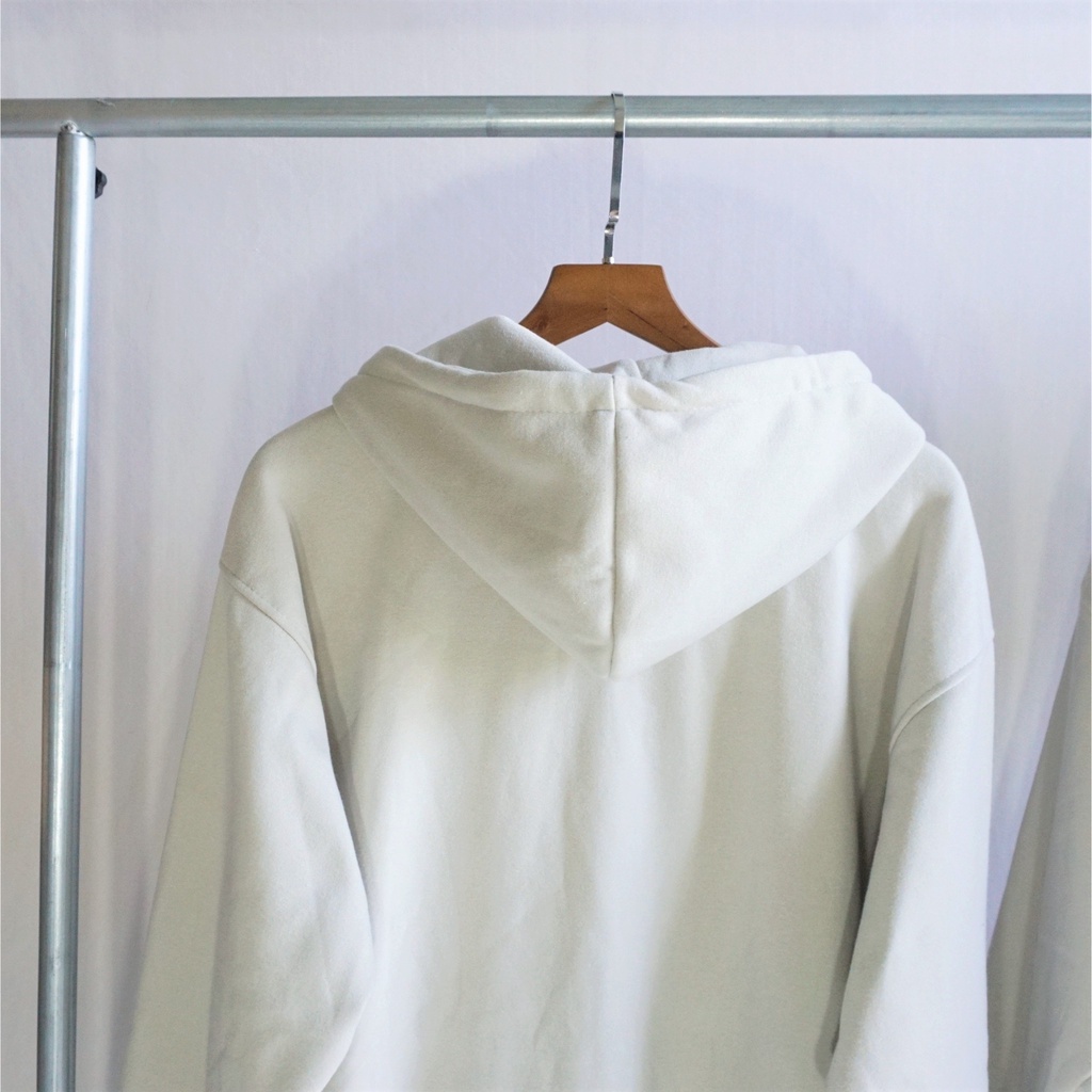 [sẵn] Áo khoác tay dài form rộng in chữ IN (ảnh thật tại shop) Tanazi Closet