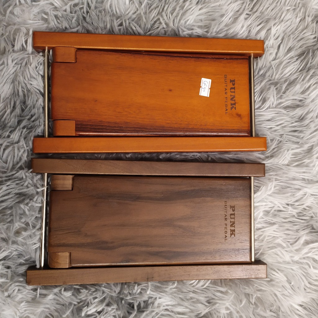 Giá kê chân chơi guitar bằng gỗ gụ nguyên khối bản to siêu đẹp