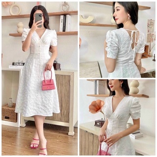 Đầm trắng cổ v gấm thêu hoa
