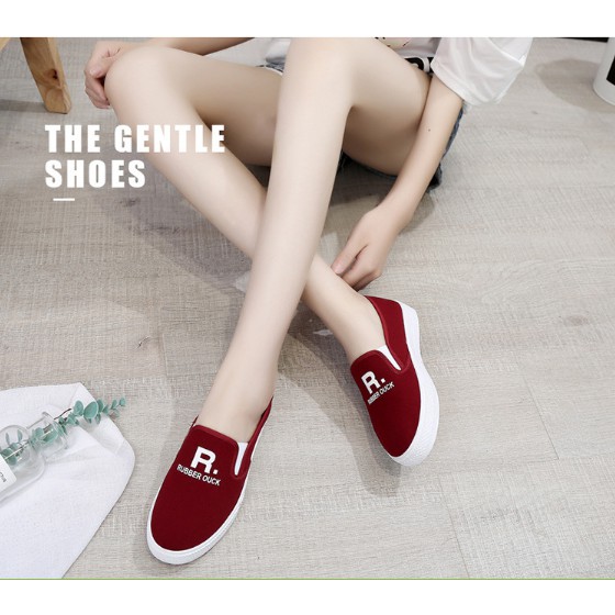 Giày slip on chữ R êm chân cá tính
