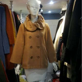 Áo dạ ngắn nâu bò