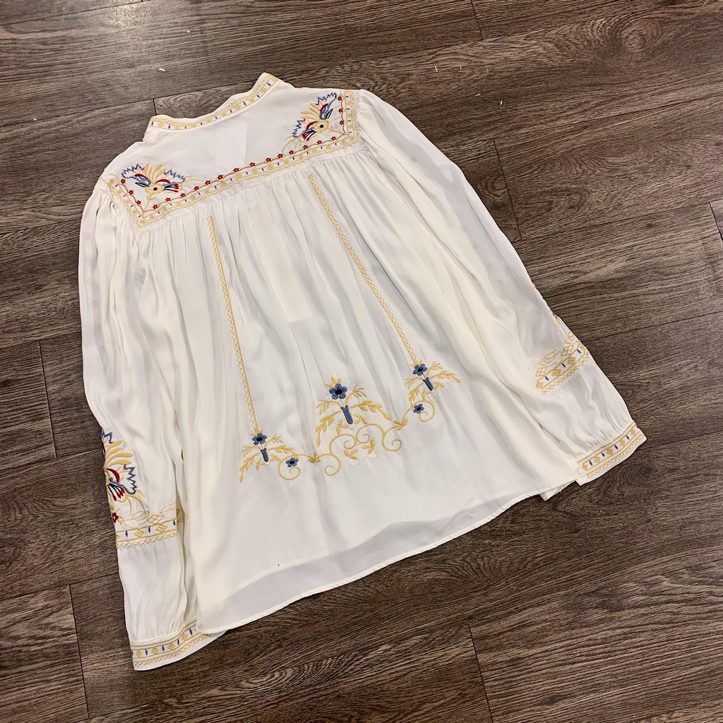 Áo sơ mi cổ trụ thêu hoa - 78A01