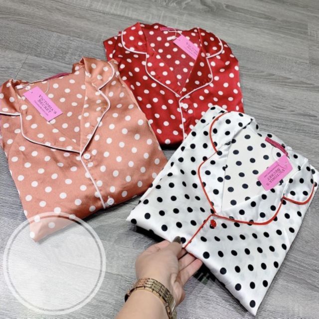 Đồ ngủ pijama lụa cao cấp chấm bi | BigBuy360 - bigbuy360.vn