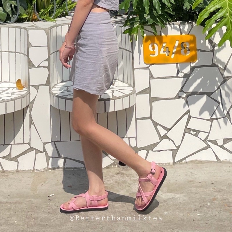 Giày Sandals No.10 quai chéo cá tính