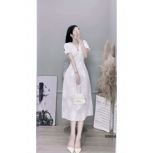ĐẦM DỰ TIỆC REN CHIẾC LÁ JISOO DRESS