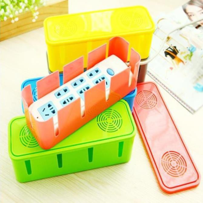 HỘP ĐỰNG Ổ ĐIỆN AN TOÀN CHO TRẺ NHỎ