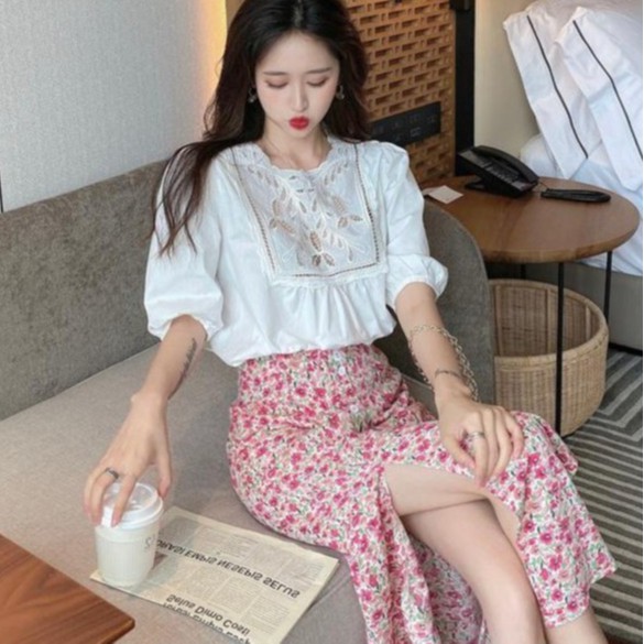 Áo sơ mi nữ trắng tay dài thêu hoa cổ ngực bản to babydoll, Áo sơ mi nữ cộc tay bồng thêu hoa ngực cổ khuy lưng
