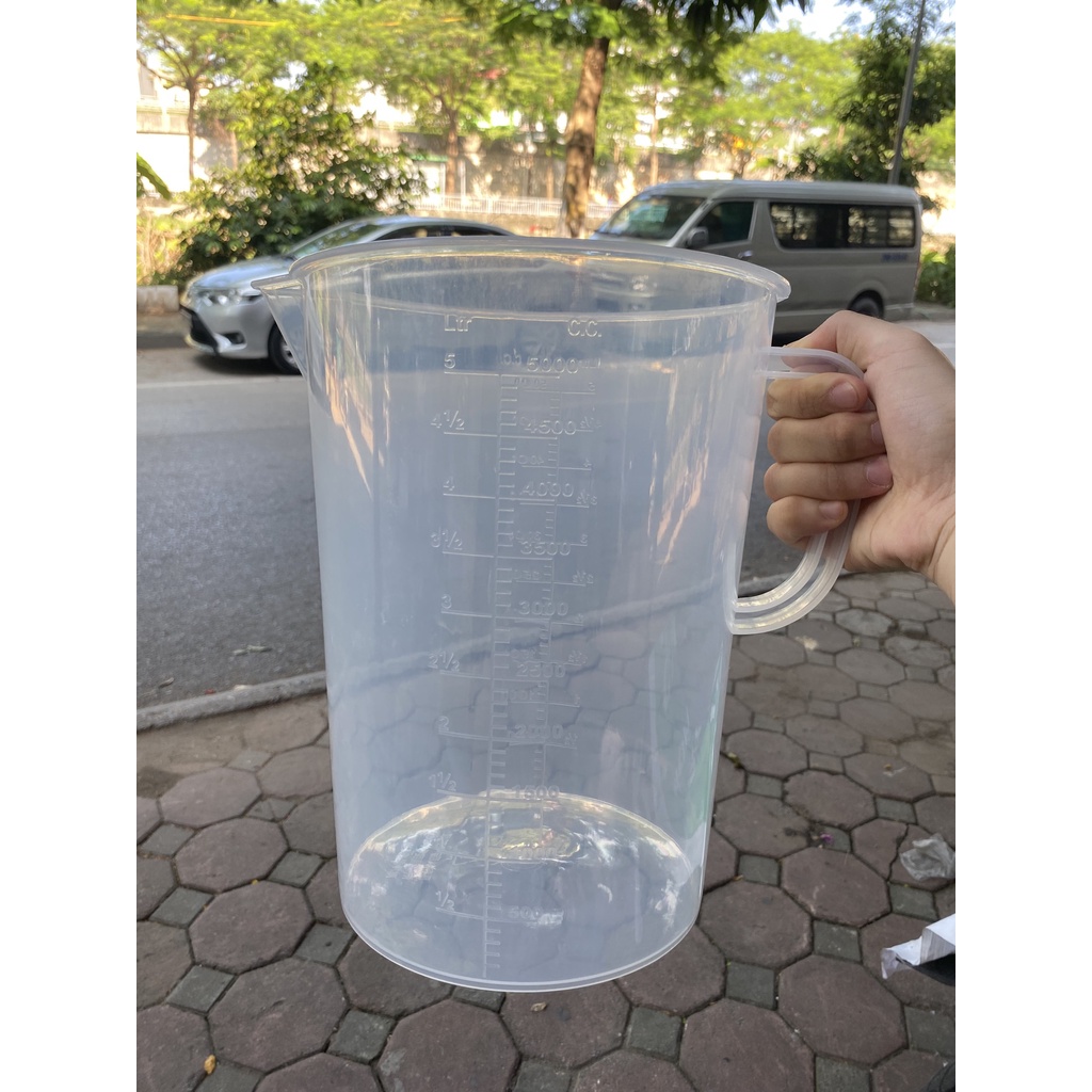Ca Nhựa Đong 5000 ml Có Vạch Chia, Quai Cầm