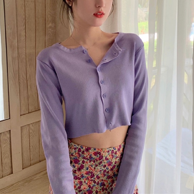MS024 Áo len khuy croptop