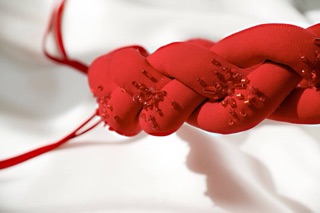 mấn tết đính cườm đá