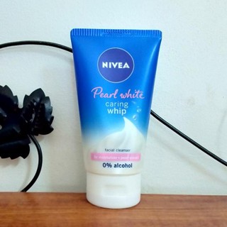 Sữa rửa mặt tạo bọt Nivea Caring Whip 100ml