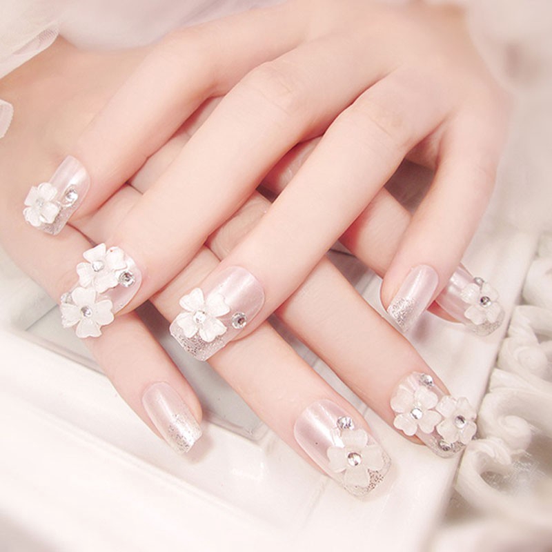 Set 24 móng giả trang trí đính hoa sang trọng cho lễ cưới