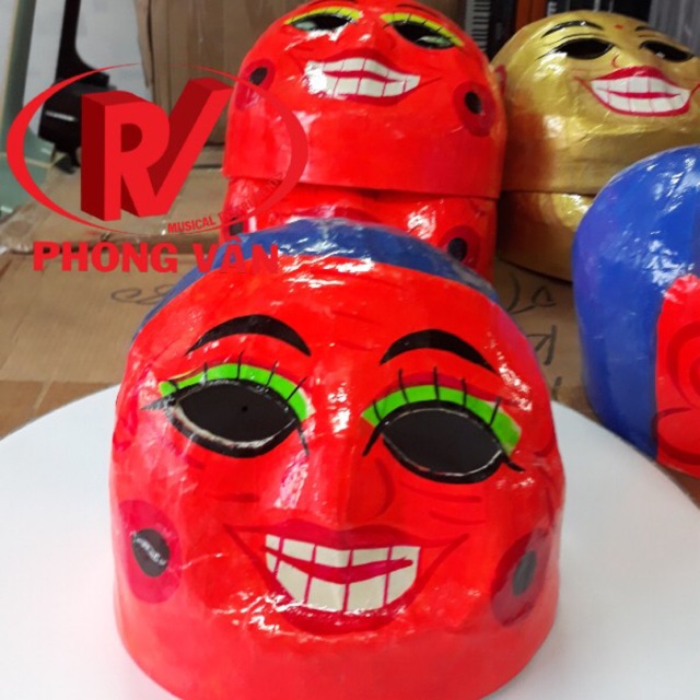 Mặt nạ đầu ông địa giấy màu đỏ