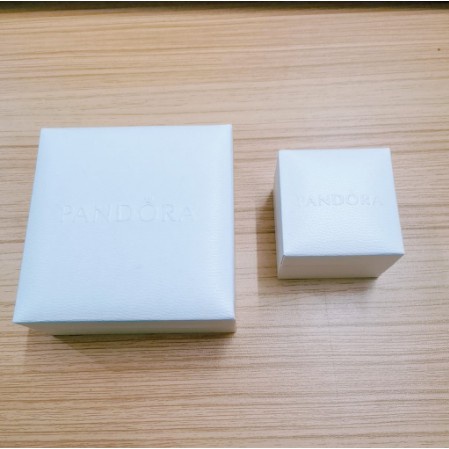 Hộp đựng bông tai đính hạt và vòng tay P bán sỉ