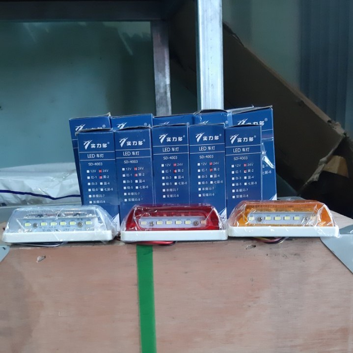 Đèn led hông loại nhỏ loại nguồn 24v - mã đèn SD-4003, kích thước L105*b83. Hàng đẹp, chống nước