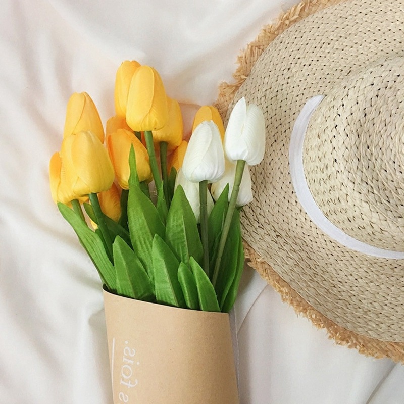 Cành hoa tulip giả trang trí tiệc cưới Ngày của mẹ