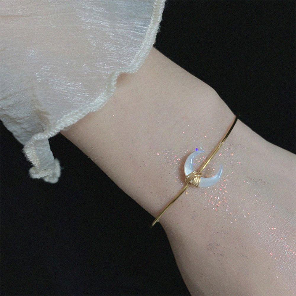 Vòng cổ Choker Mặt Trăng Và Ác Quỷ Đơn Giản Phong Cách Retro Cá Tính Dành Cho Nữ