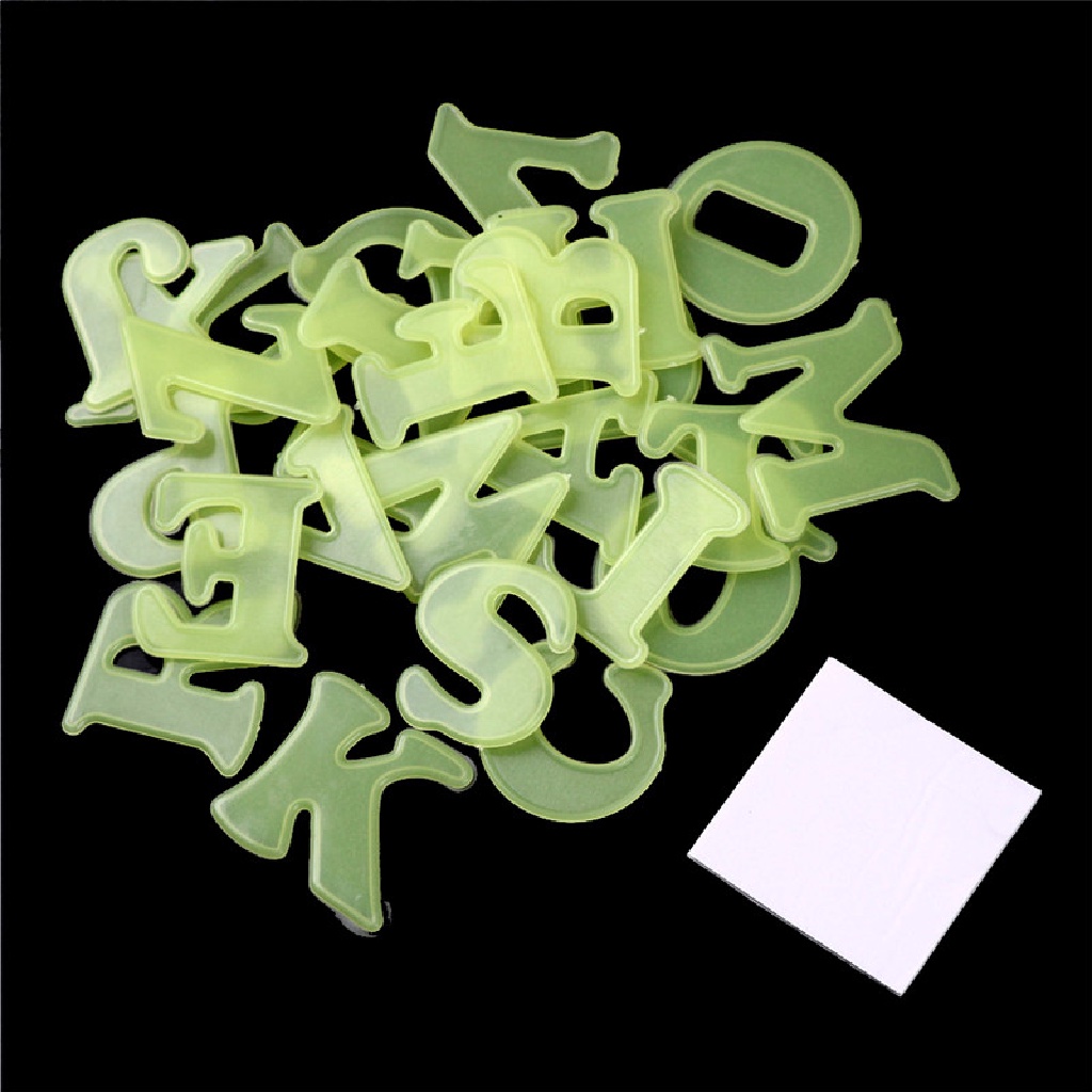 Bộ 26 Chữ Cái Dạ Quang Dán Trang Trí Phòng Ngủ Cho Bé