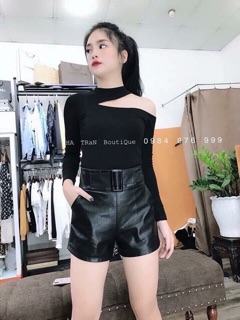 Áo kiểu khoét vai