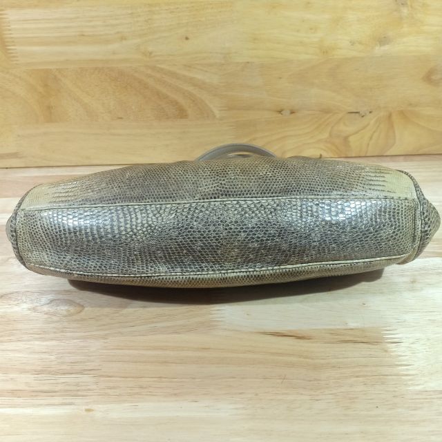 Túi xách đi tiệc da thật secondhand  180612