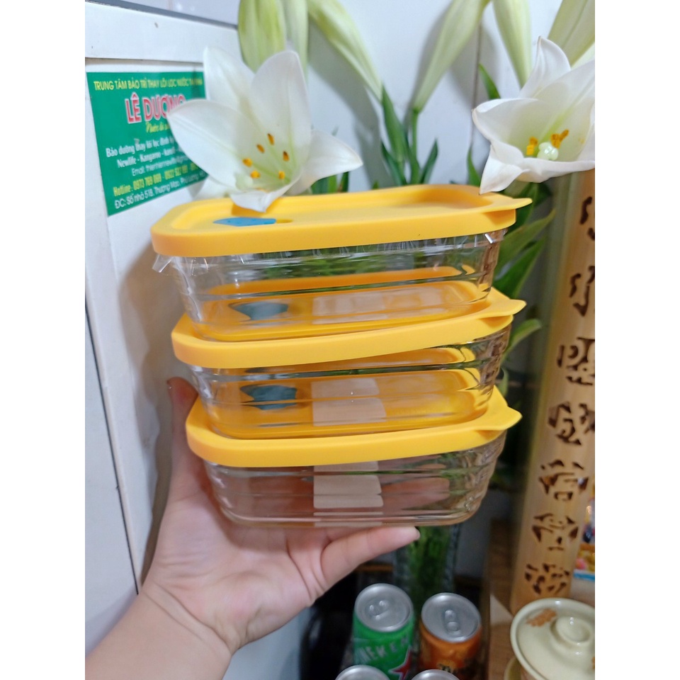 Hộp thủy tinh Lock&Lock chữ nhật 360ml. Nắp silicon