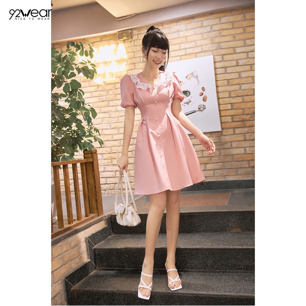 Đầm váy nữ công sở 92WEAR (2 MÀU) đủ size, dáng xòe ngắn tay cổ bèo hai tầng DEW0671 | BigBuy360 - bigbuy360.vn