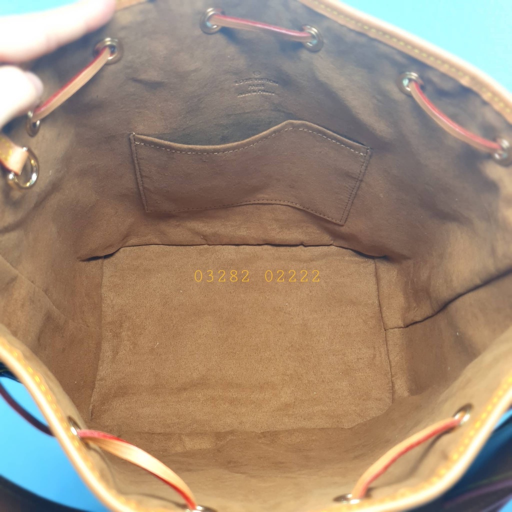 III.Túi xách Bucket LV đen 7 màu si Nhật xịn sò