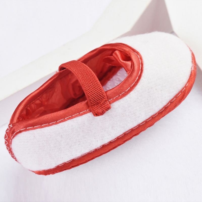 Đôi giày búp bê phối nơ dễ thương cho bé