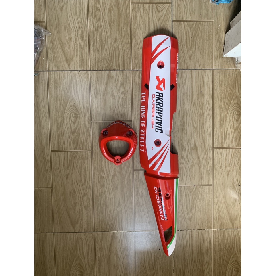 Ốp pô và chụp đích pô xe exciter 150 màu đỏ trắng mẫu zin