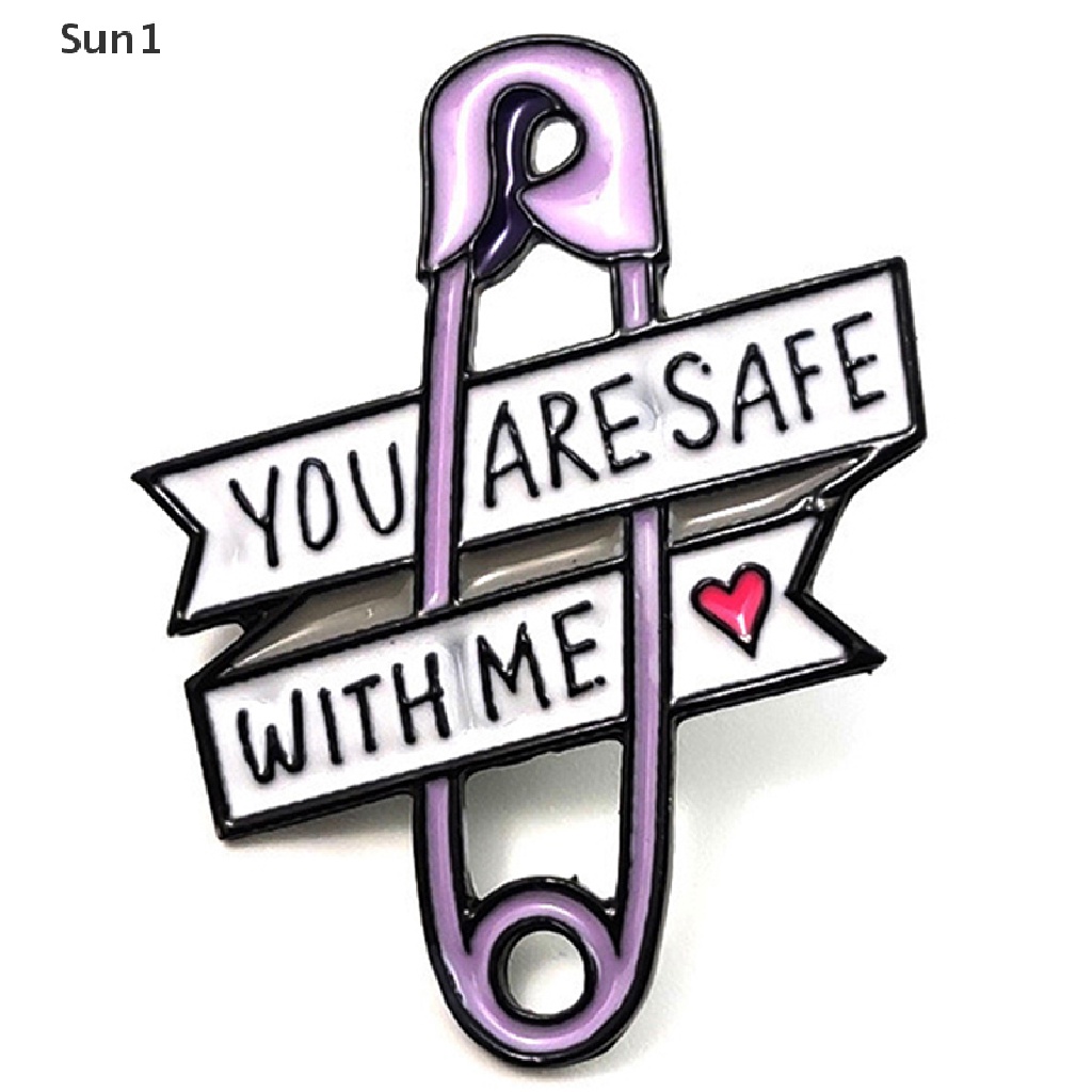 Sun1 &gt; Ghim Cài Cứng Ba Lô / Áo Khoác / Balo Họa Tiết You Are Safe With Me An Toàn Cho Cặp Đôi Nam Nữ well